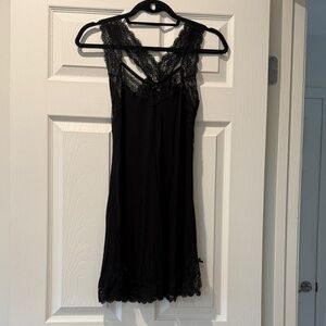 Honeydew Intimates Black Lace Chemise
